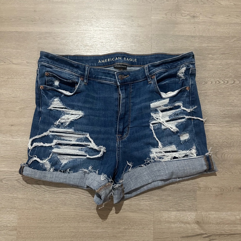 American Eagle Outfitters - Next Level Stretch High - V Rise Shortie